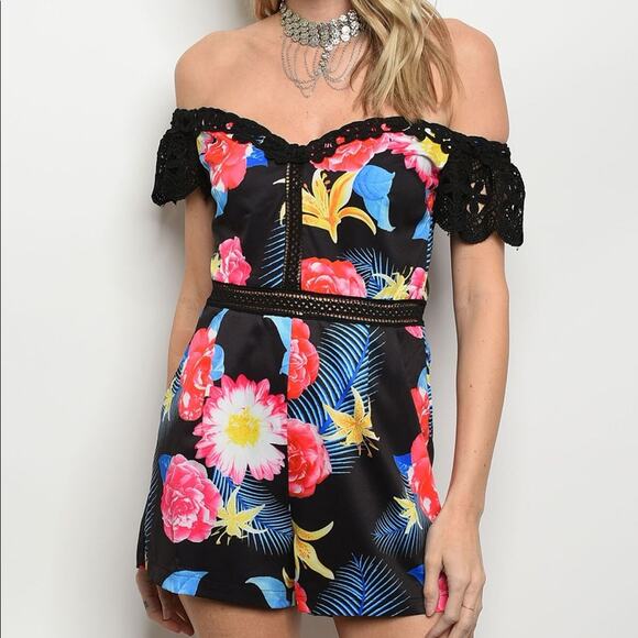 Floral Romper Off Shoulder - Picture 2 of 8